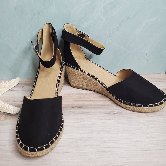 NEW Black Espradrille Wedge Sandals - Picture 6 of 6